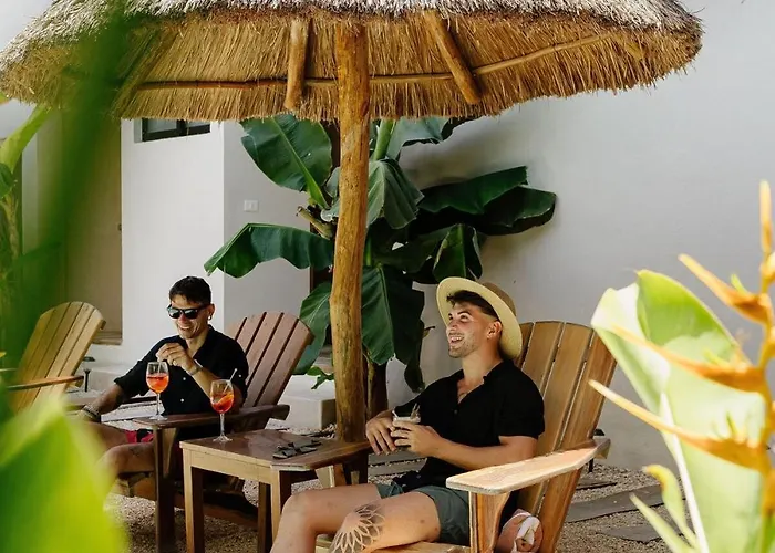 Caribena, Breakfast And Concierge Included Pousada
