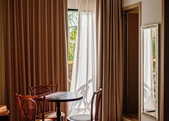 Caribena, Breakfast And Concierge Included Pousada