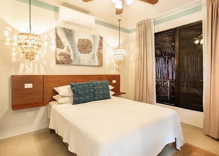 Caribena, Breakfast And Concierge Included Pousada