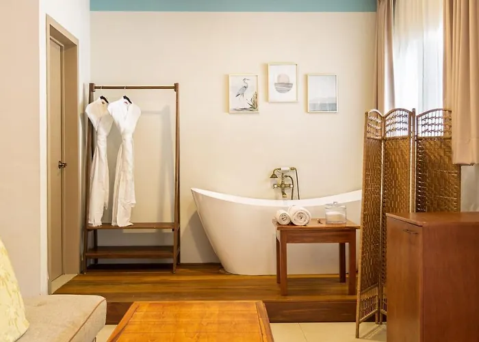 Caribena, Breakfast And Concierge Included *
